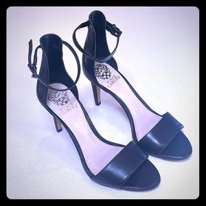 Vince Camuto black heals
